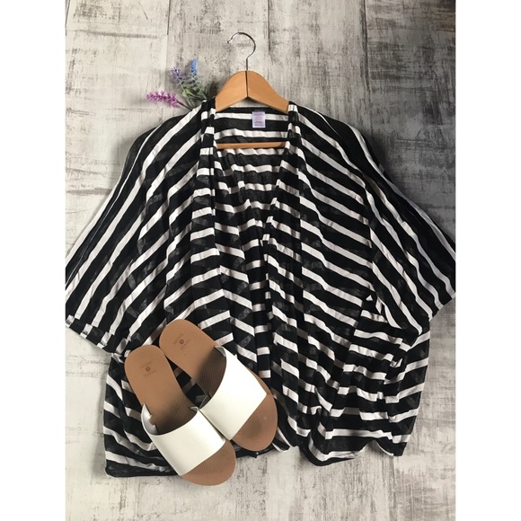 Tops - Stripped Kimono